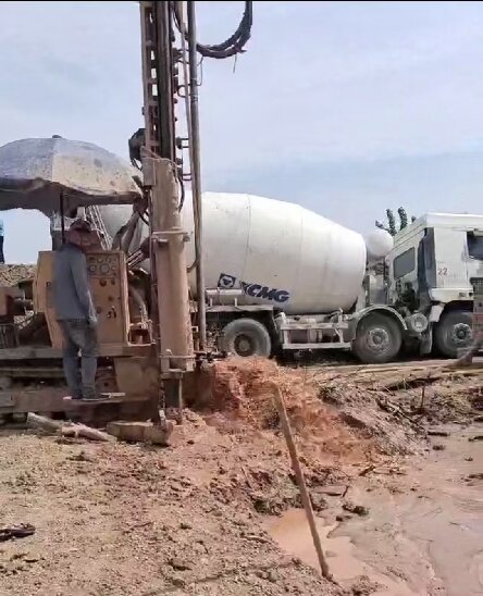 弋江区岩石井施工